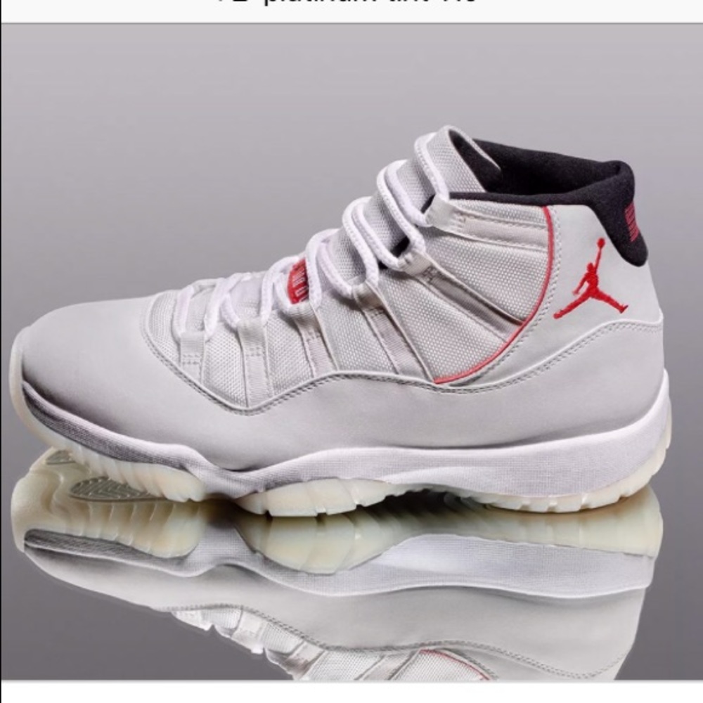 Jordan 11 platinum tint